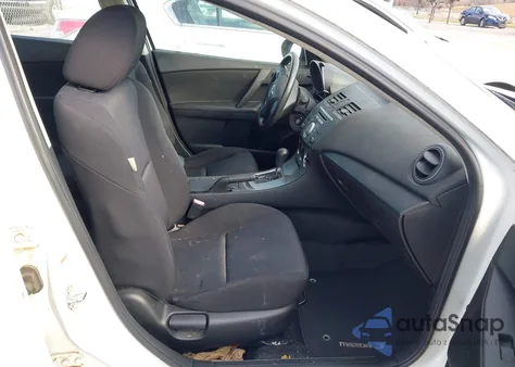 2011 Mazda Mazda3 I Sport z USA, uszkodzony, nr VIN JM1BL1UG6B1356009